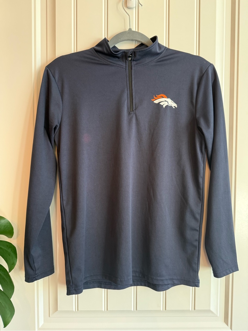 NFL Team Apparel Denver Broncos Youth XL 1/4 Zip Pullover Sweatshirt